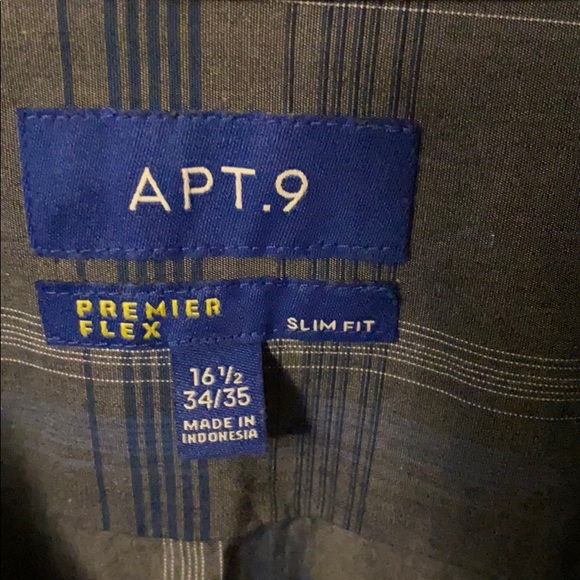 Apt. 9 button down shirt - Picture 2 of 3